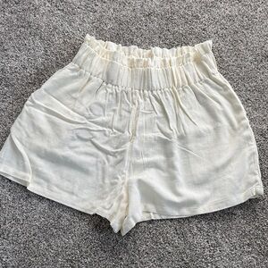 Women's Cream Elastic Waist Shorts